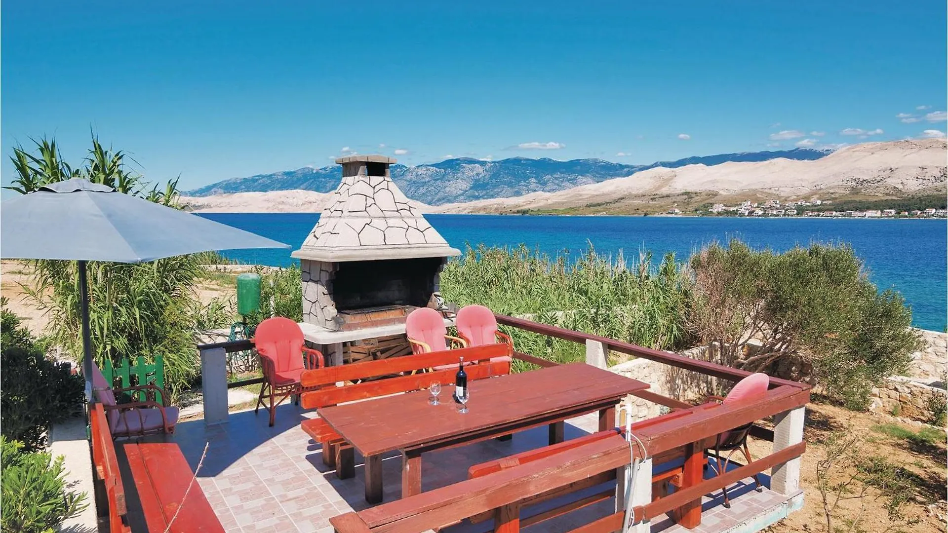 Beautiful Apartment In Pag With Kitchen Croatia