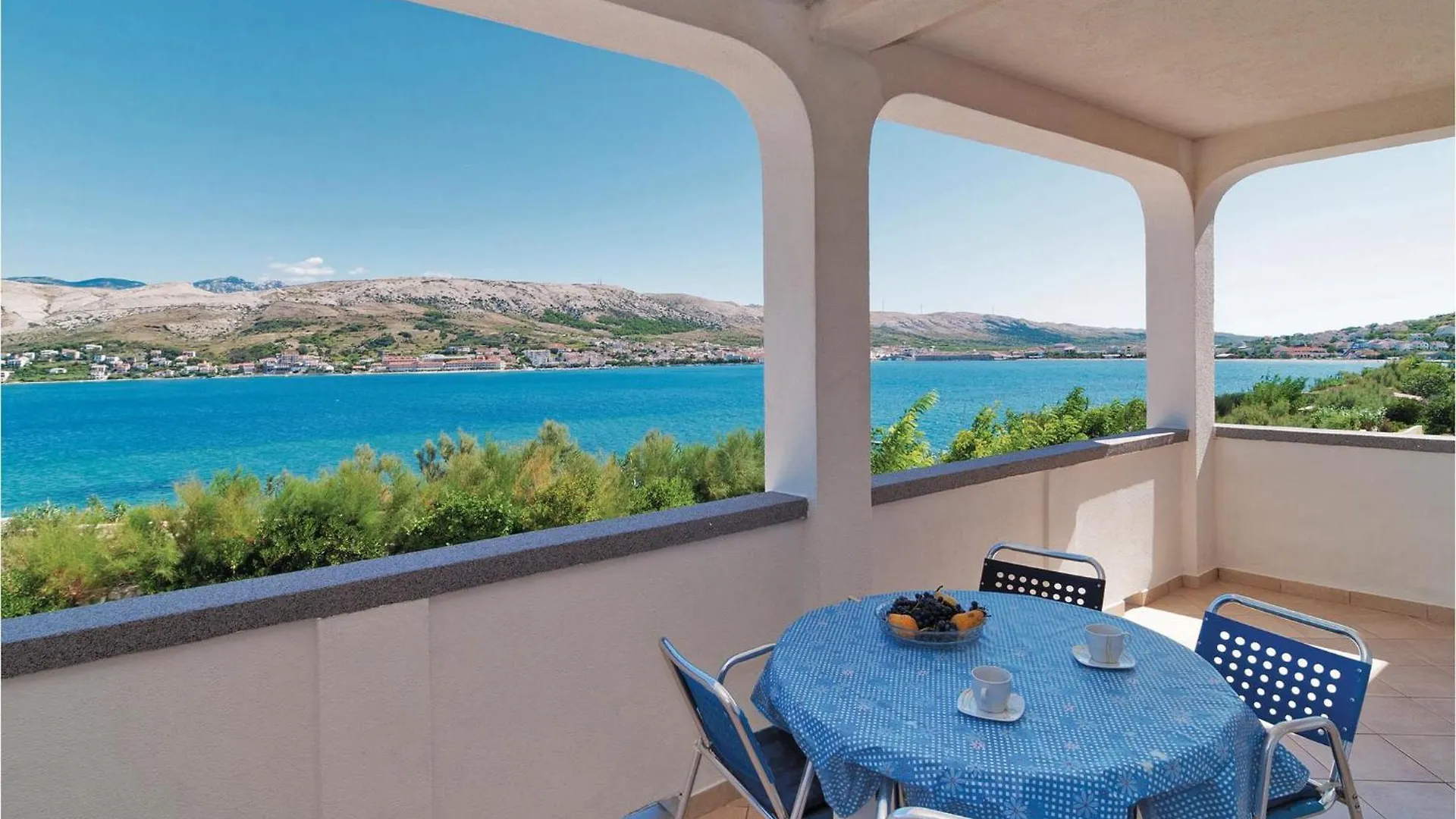 Beautiful Apartment In Pag With Kitchen contacts