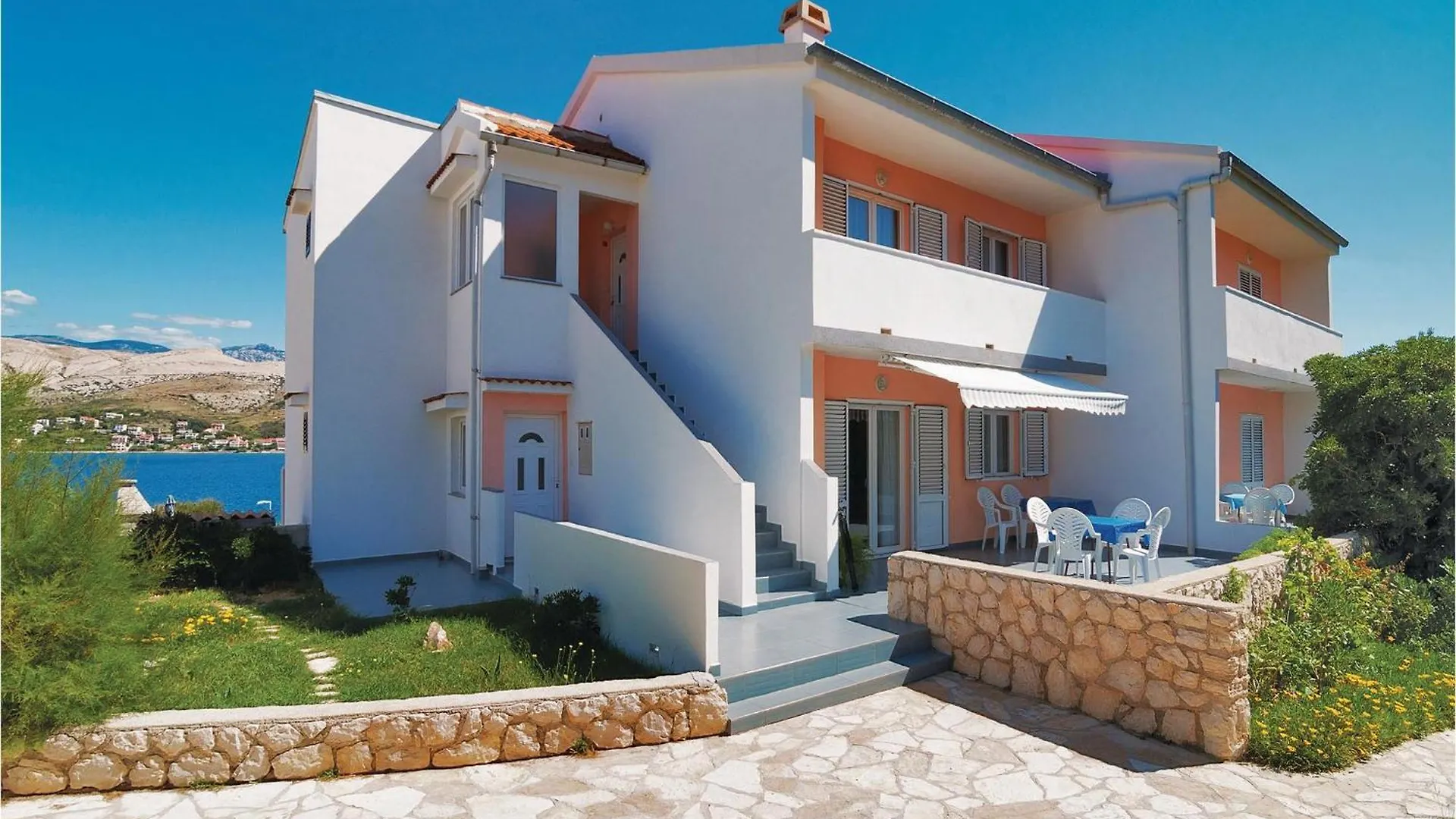 Beautiful Apartment In Pag With Kitchen Pag Town